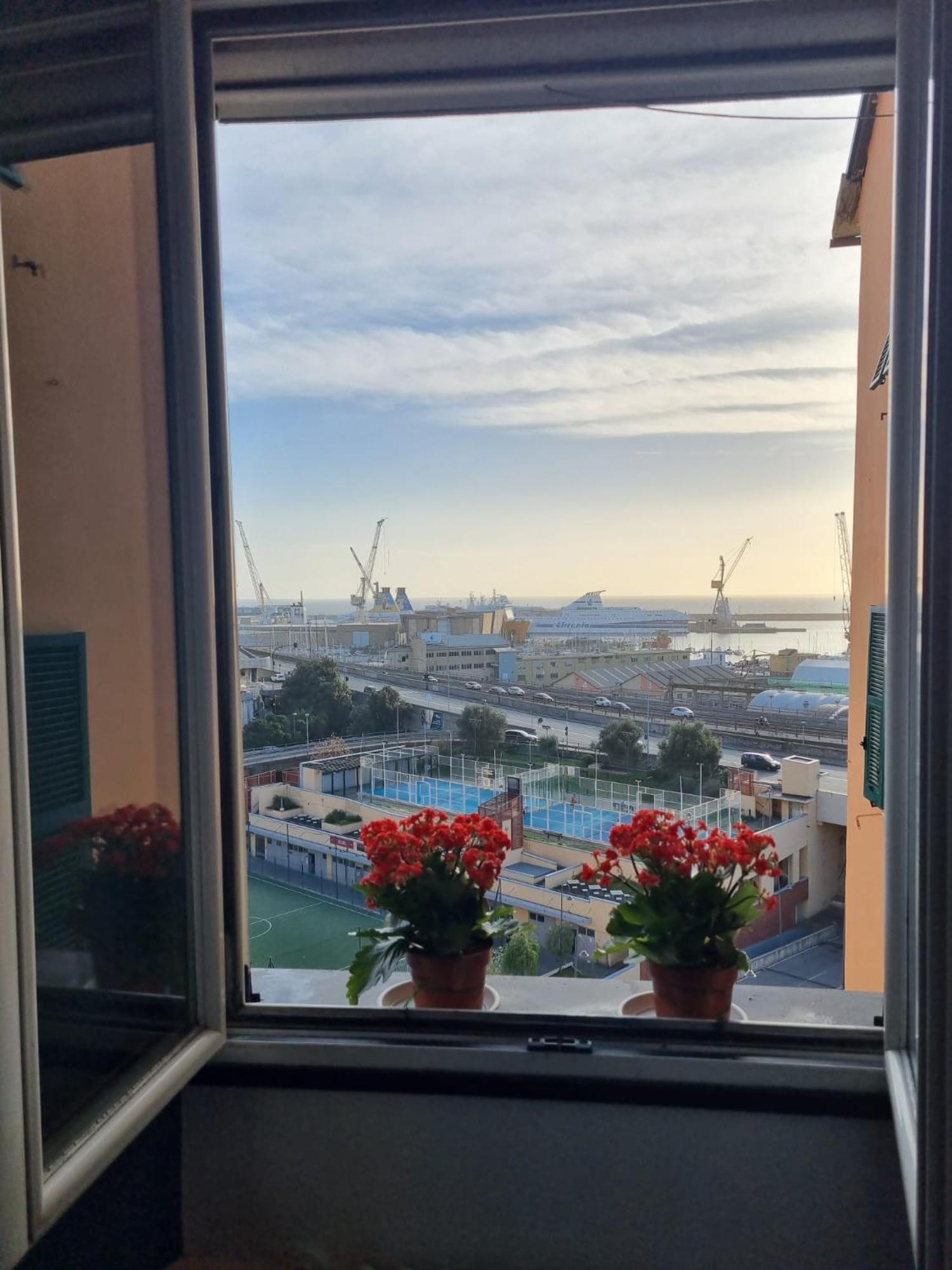 Appartamento La Soffitta Sul Porto Genova Esterno foto
